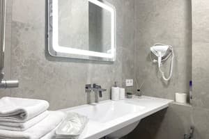 Квартира Lutsk CityStyle, Center, Yarovica. Апартаменты 4-местный  8