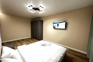 Lutsk, ул. Привокзальная, 10в 4