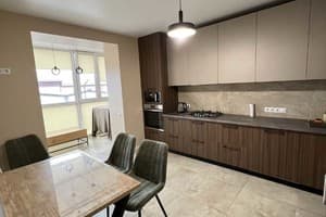 Lutsk, ул. Привокзальная, 10в 9