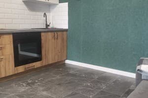 Люкс Авторынок, медцентр Яна 8