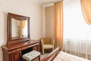 Отель Рестпарк. Люкс двохкомнатный 12