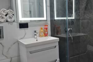 в центре, ул. Л. Украинской, 46 10